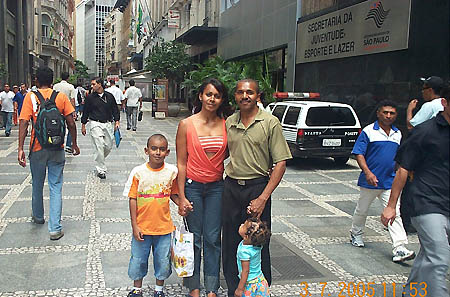 Brazilian family. Copyright © 2005, Daaim Shabazz.