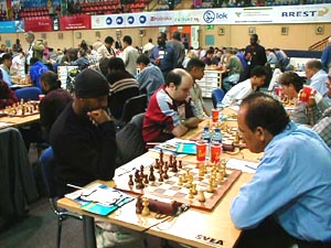 Netherlands Antilles vs. Aruba (Men). Copyright © Barbados Chess Federation, 2002.