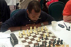George Leite facing 1.e5 Nf6 2.e5 Ng8 3.c4 c5 4.b4!? d5!? Copyright © 2003, Daaim Shabazz