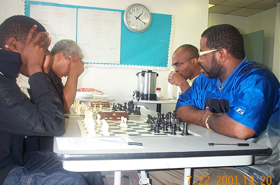 	
Simutowe vs. Rogers (foreground); Colding vs. Schleifer (background). 