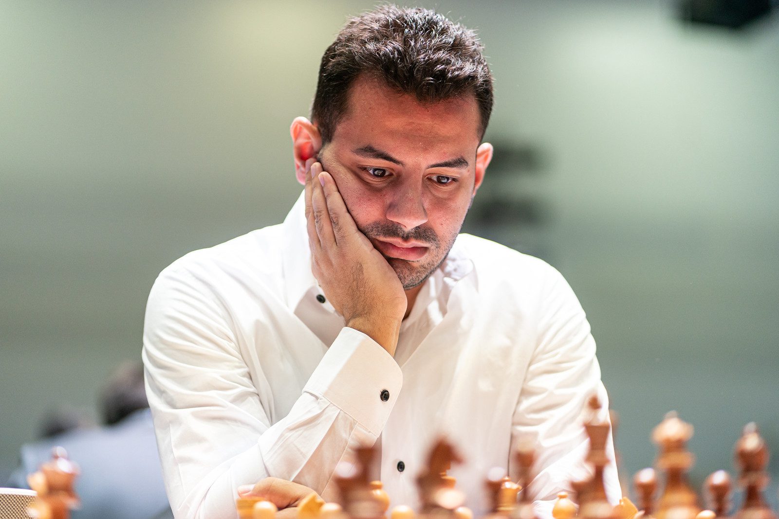 chess24 - Bassem Amin was lost in 13 moves against Magnus