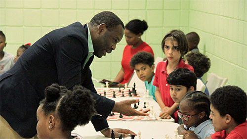 Business Meets Chess & Kids