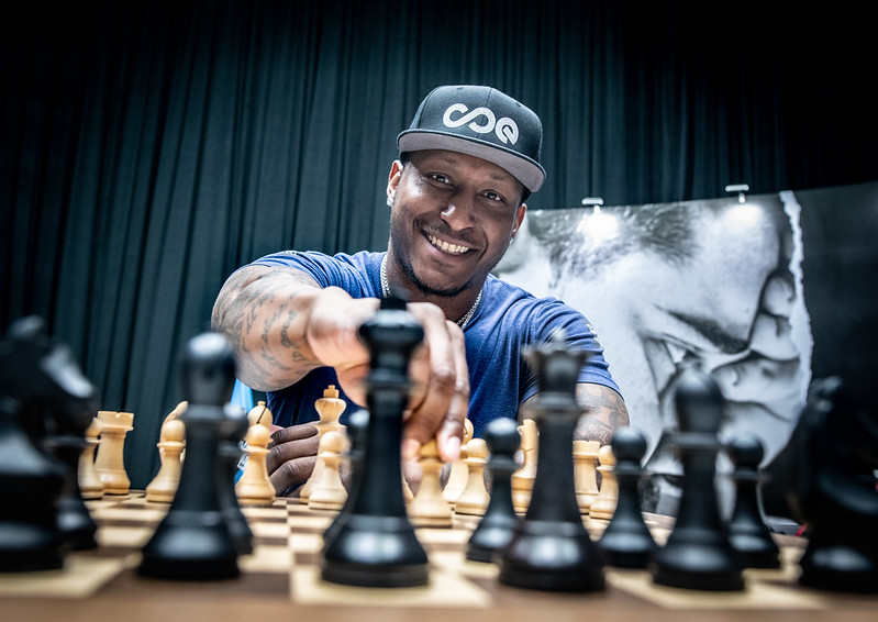 NBA Champion Craig Hodges on Chess Stream - The Chess Drum