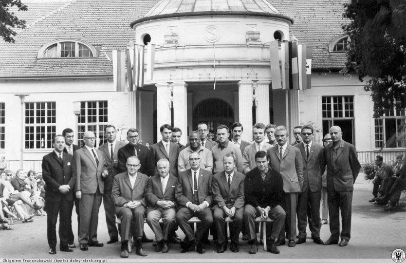 Polanica-Zdroj, 1967. Seated (L-R): Furman, Flohr, Euwe, Uhlmann, Hort. Standing (L-R): Arlamowski, S. Witkowski, Graetz, Horbacki, Orbaan, J. Schmidt, J. Adamski, Rogelio Ortega, Kalarow, Filipowicz, Suttles, Liebert, Sliwa, Kuszewski, Kozlowski, Kostro, Turski. 