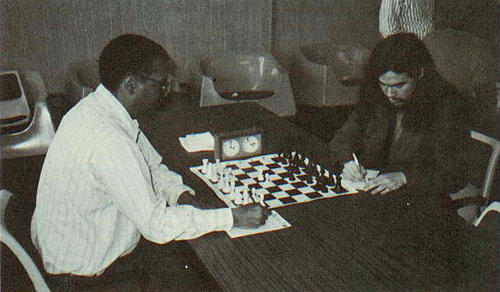 FM Morris Giles playing FM Albert Chow in the 5th round of the 1988 Prairie State Open.