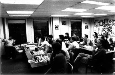 Mark Dvoretsky (far left) gives June 1995 lecture Boylston Chess Club in Boston (USA).