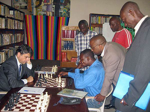Spain's Chess Federation President Javier Ochoa with Congolese chess officials.