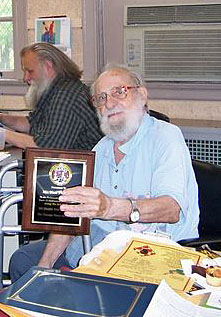 Thomas Fineberg with his lifetime achievment award.