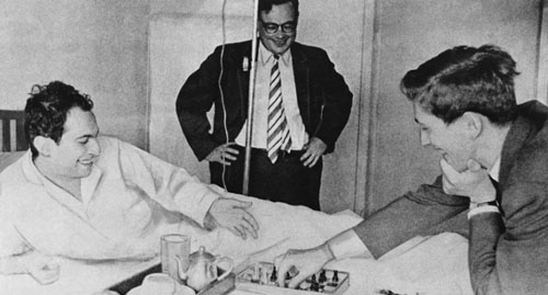 “When Mikhail Tal fell ill, Fischer was the only player who visited him in hospital, a gesture which touched Tal deeply, giving rise to the iconic photo of the two playing chess on Tal’s hospital bed.”