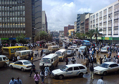 Tom Mboya Street, the busiest in Nairobi. Also the neighborhood of a chess hot spot.