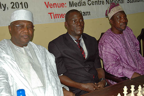 Left to right: Dr Sylvanus Ebigwei, Former Chairman Nigeria Chess Federation(NCF) and one of the founding members of NCF, Sanni Mohamed , current NCF chairman, and Vice  Admiral Jubril Ayinla, former Chief of Naval Staff and Minister in Nigeria and also former NCF chairman.