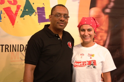 Edison Raphael with Azerbaijan's WGM Ilaha Gadimova at 2009 Caribbean Chess Carnival.