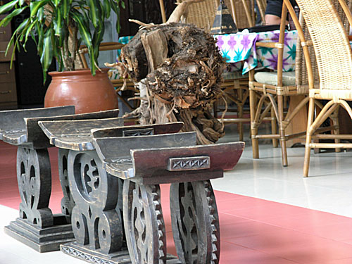 Symbolic stools were displayed as adornments in the restaurant.