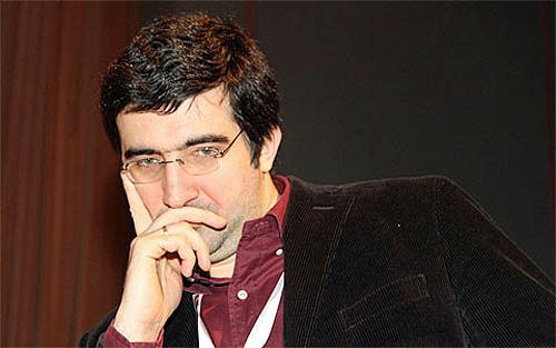 Vladimir Kramnik strikes a classic pose. Photo by Frederic Friedel.