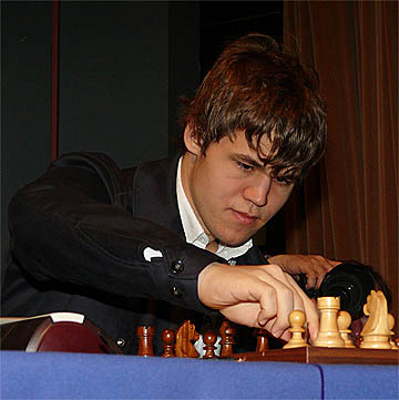 Carlsen comes charging back! Photo by John Saunders.