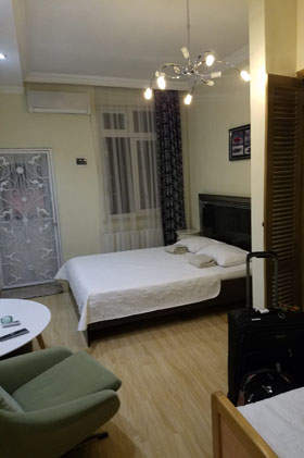 Hotel Luxor
