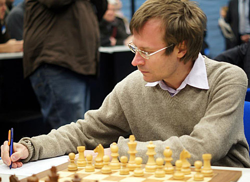 Viswanathan Anand was focused for battle! His efforts were rewarded. Photo by tatasteelchess.com.