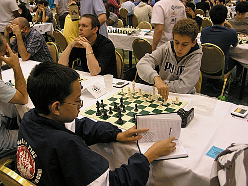 NM IM Daniel Naroditsky (right) vs. Michael Brown (1-0)