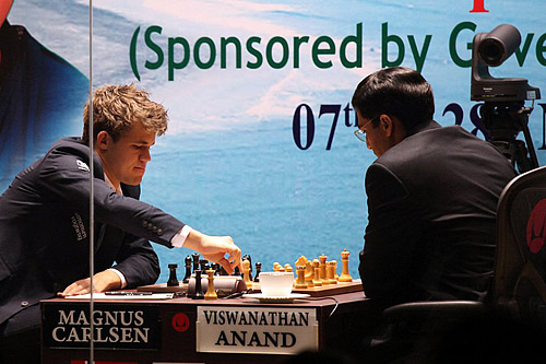 First Blood: Anand Defeats Magnus Carlsen - Anand Vs. Carlsen, 2007 - Chess .com