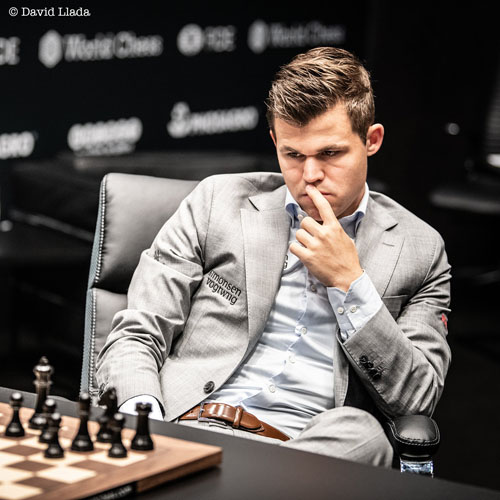 Magnus Carlsen and Garry Kasparov promote chess in Norwegian