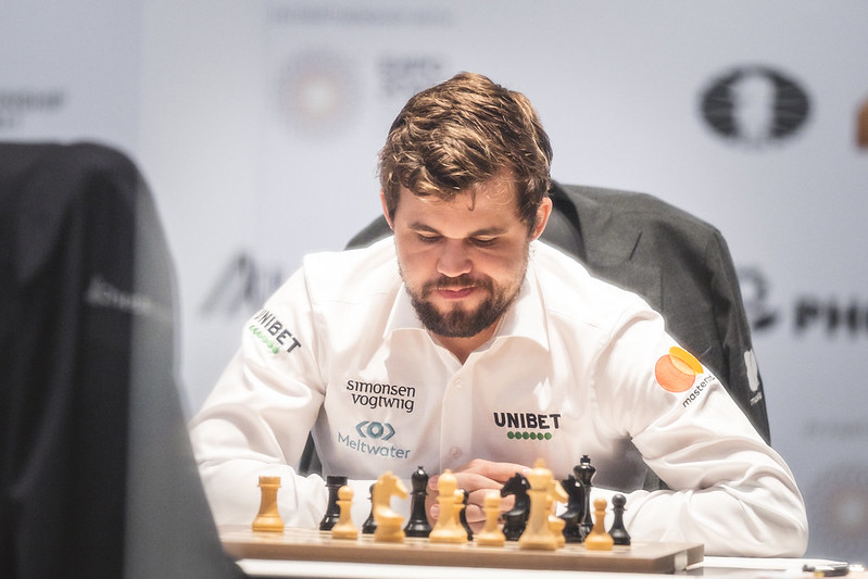 Magnus Carlsen's Epic Queen Sacrifice vs Anish Giri