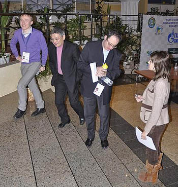 Ponomariov and Gelfand going to the press conference after their 20-move draw. Both have exhibited a very friendly demeanor toward each other during the match.