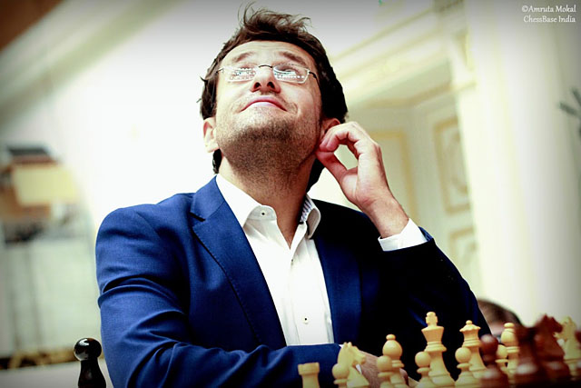 Aronian seemed to enjoy the soft music in the background.