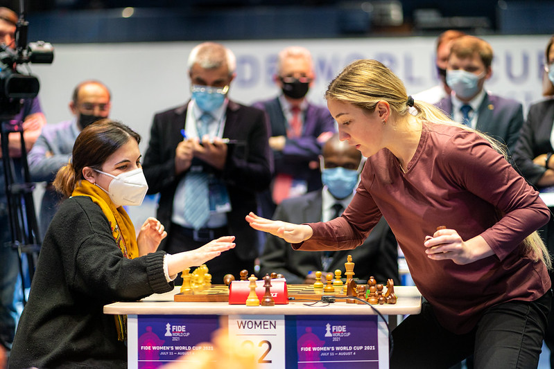 Ana Matnadze in the last seconds of Armageddon against Olga Badelka (Belarus)