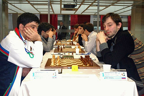 The marquee match of the round... Azerbaijan vs. Russia takes center stage. Gashimov and Grischuk play an epic battle!