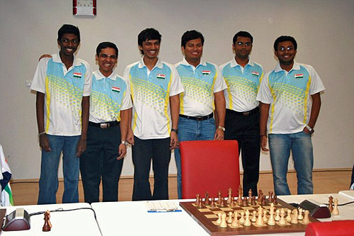 Team India: IM B. Adhiban, GM Krishnan Sasikiran, GM Pentala Harikrishna, GM Surya Ganguly, GM Geetha Gopal, GM Arun Prasad