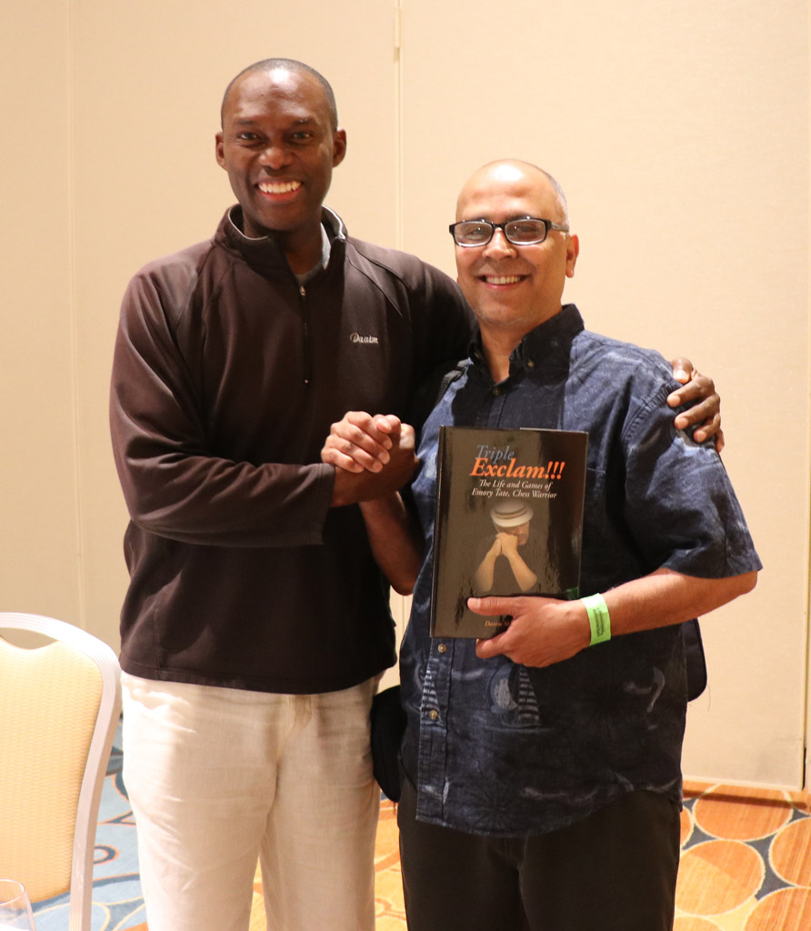 Triple Exclam!!! The Life and Games of Emory Tate, Chess Warrior (Drum Majors): Shabazz, Dr. Daaim, Ashley, Maurice, Seirawan, Yasser: 9780998118093: : Books